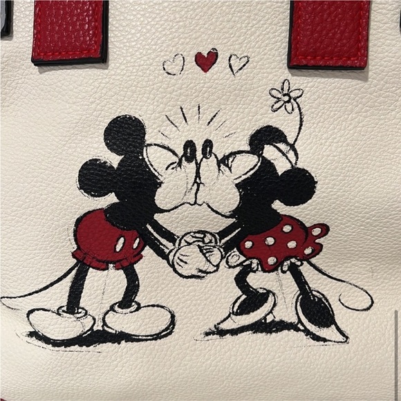 The Bradford Exchange Disney Mickey and Minnie Love Story Handbag. Like New. - Picture 14 of 14